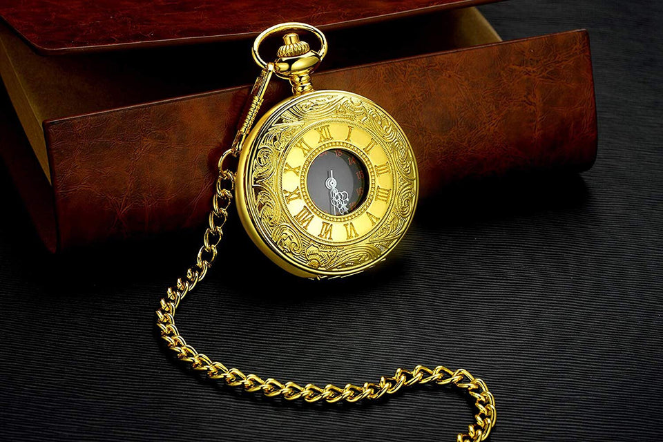 LYMFHCH Vintage Roman Numerals Quartz Pocket Watch, Men Womens Watch with Chain As Xmas Fathers Day Gift